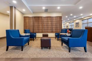 comfort inn and suites