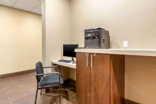 comfort inn and suites