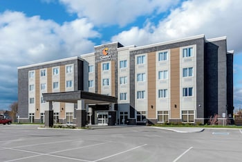 comfort inn and suites