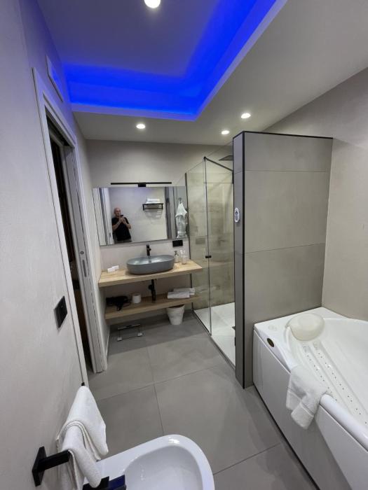 marty luxury bandb