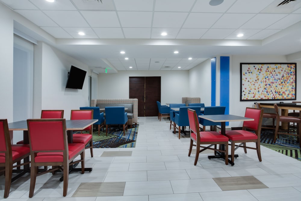 holiday inn express and suites fleming island by ihg