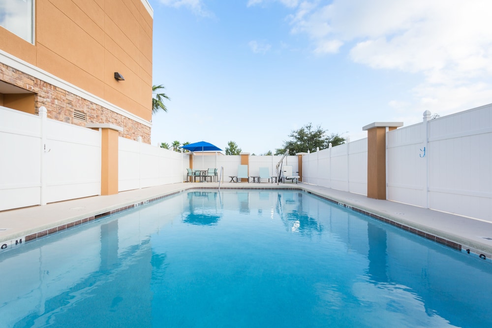 holiday inn express and suites fleming island by ihg