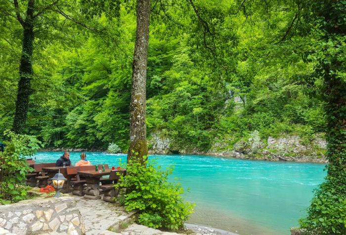 rafting camp encijan