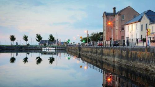eyre square hotel