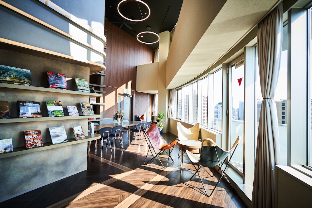 andand hostel hommachi east