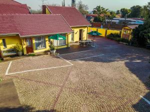 marle lodge bed and breakfast