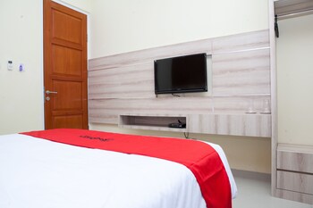 reddoorz plus near pasundan university