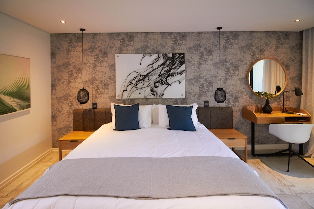 central beach villas