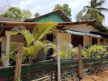 nest rest inn
