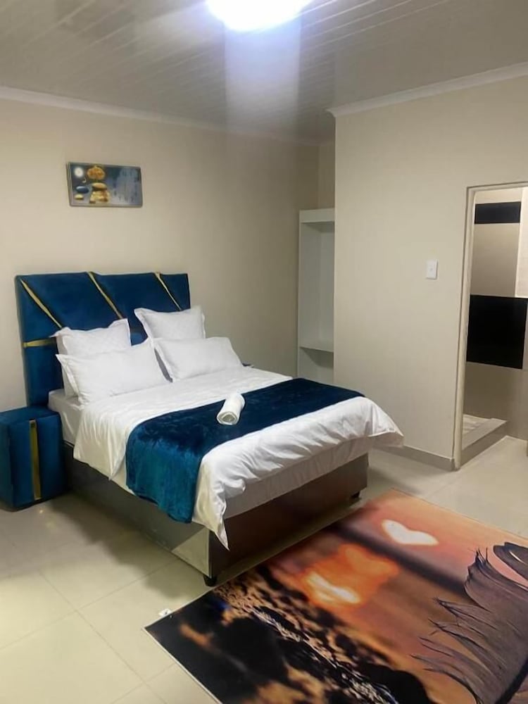 dreams lodge oakdale