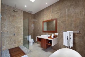 monaco blu luxury villas and spa