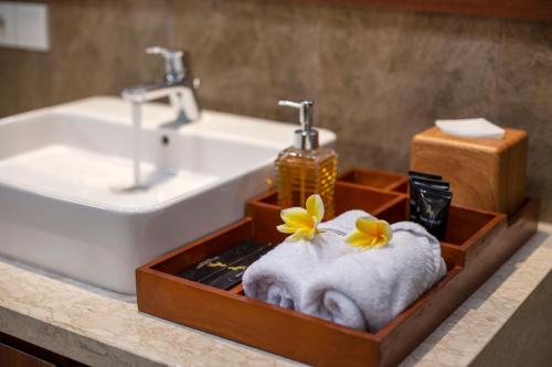 monaco blu luxury villas and spa