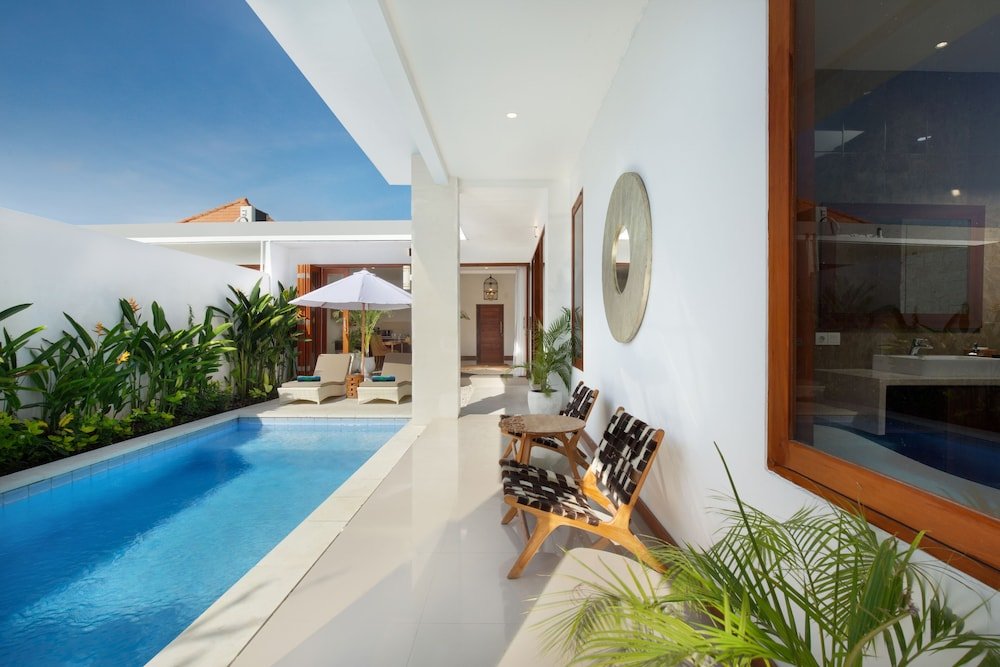 monaco blu luxury villas and spa