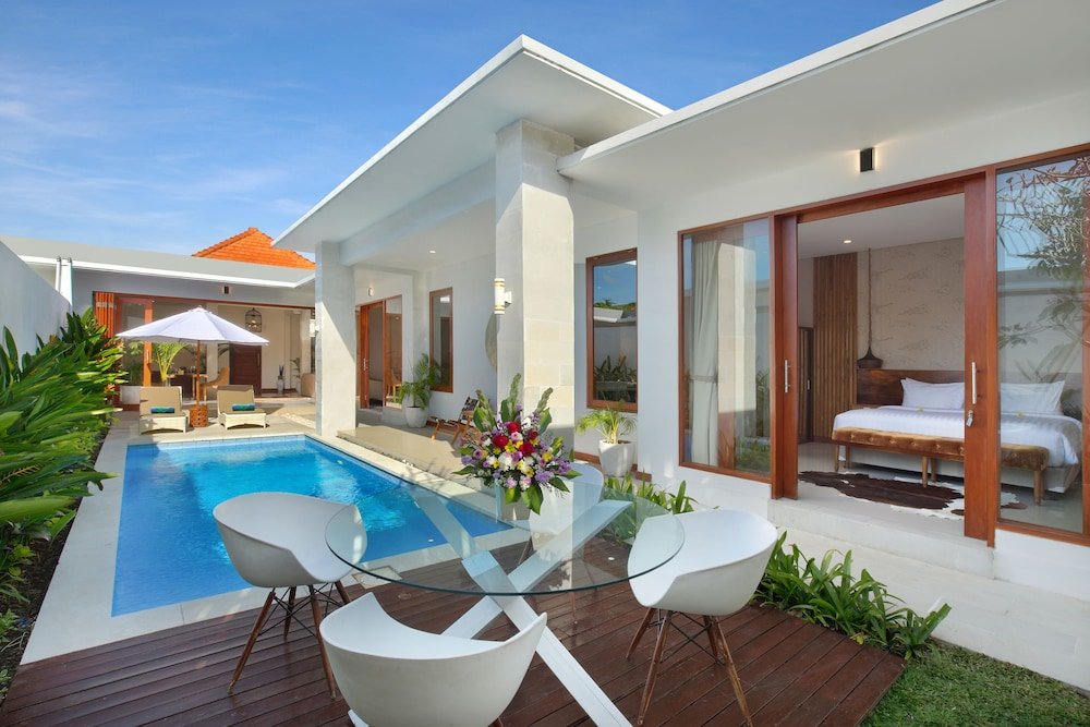 monaco blu luxury villas and spa