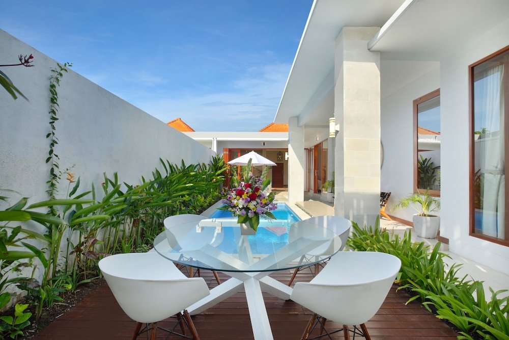 monaco blu luxury villas and spa