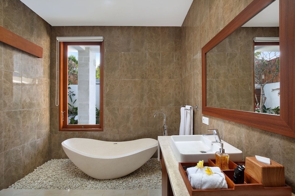 monaco blu luxury villas and spa