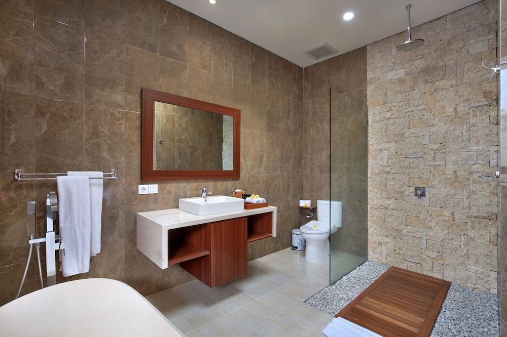 monaco blu luxury villas and spa