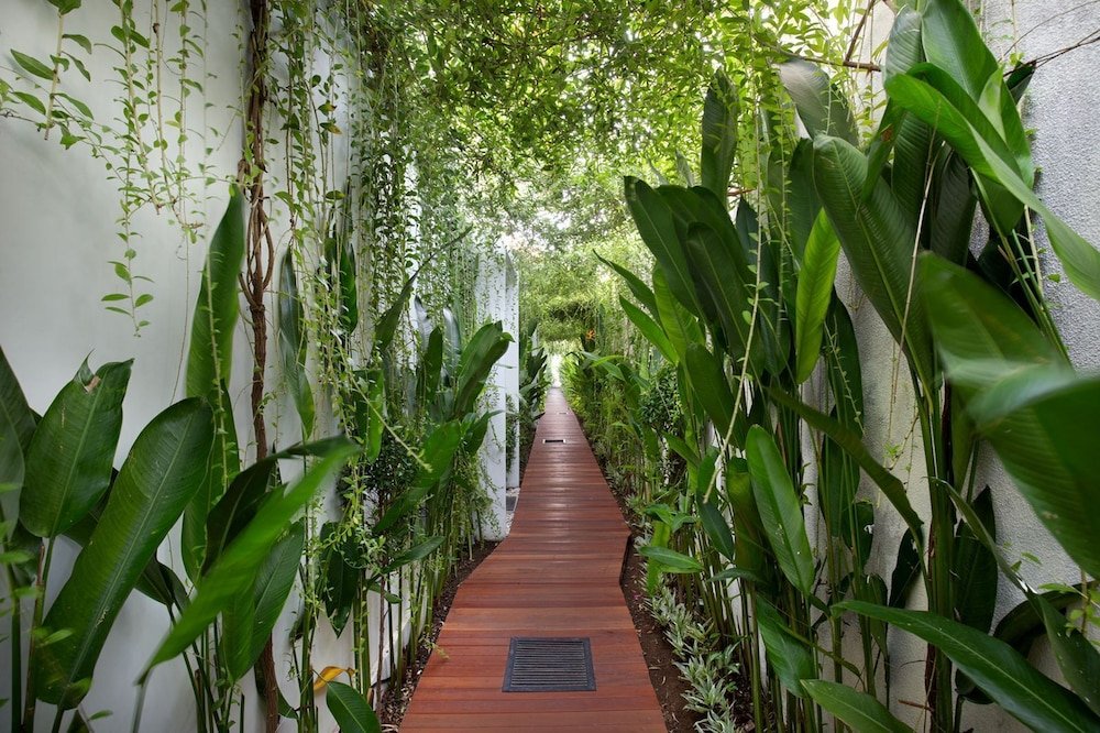 monaco blu luxury villas and spa