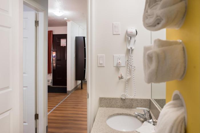 motel 6 fort st john bc