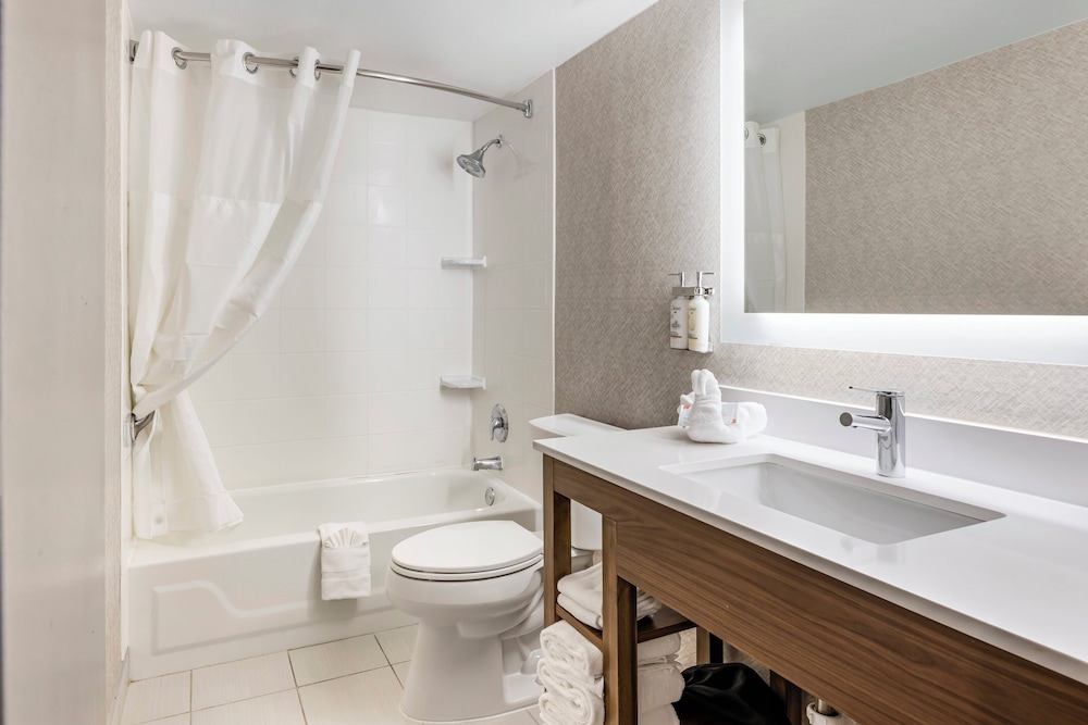 holiday inn express chicago downers grove by ihg