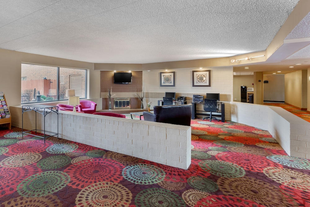 holiday inn express chicago downers grove by ihg