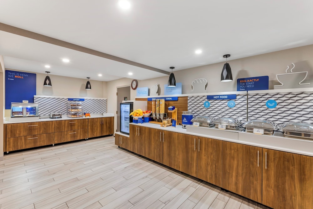 holiday inn express chicago downers grove by ihg