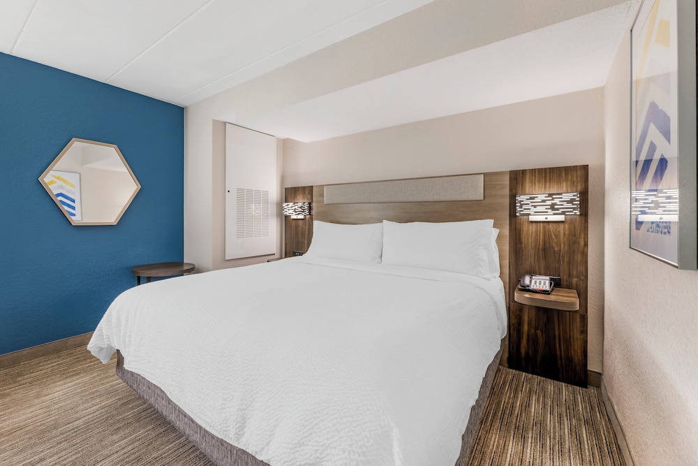 holiday inn express chicago downers grove by ihg