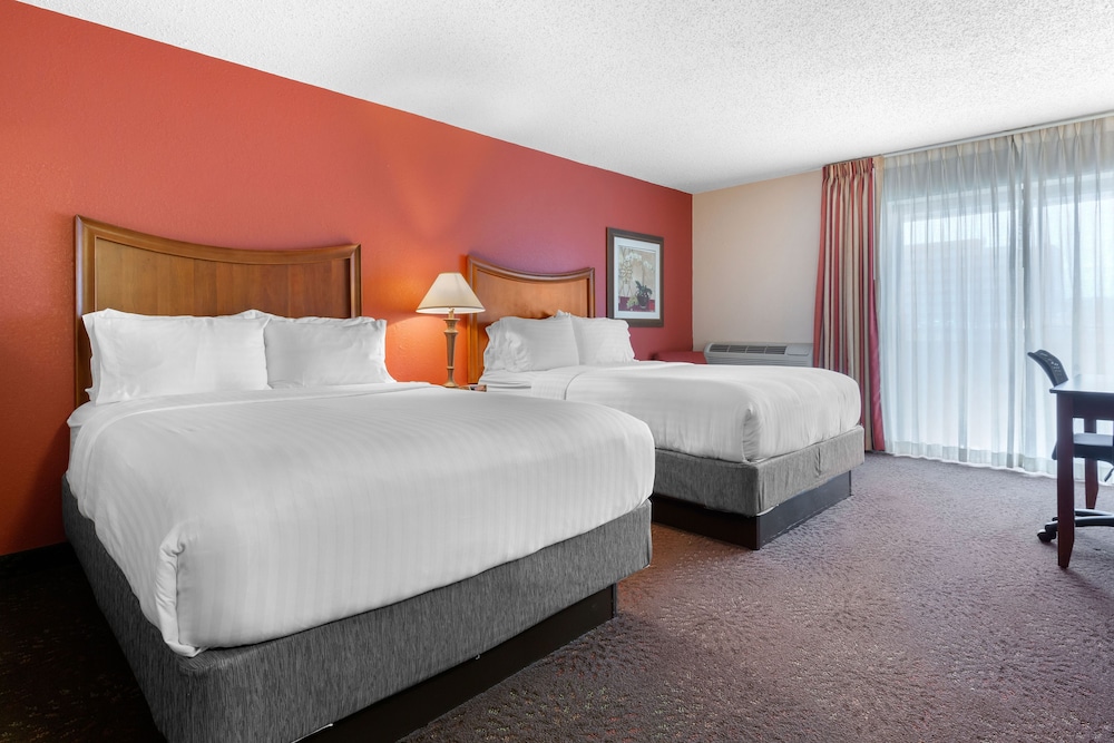 holiday inn express chicago downers grove by ihg