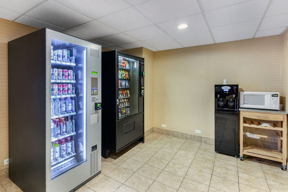 holiday inn express chicago downers grove by ihg
