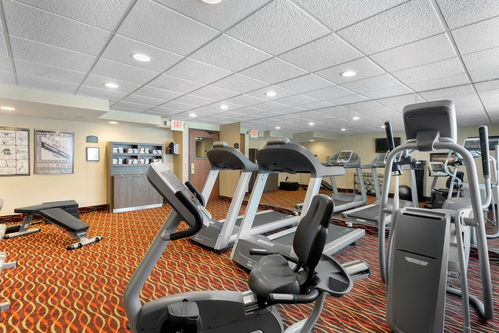 holiday inn express chicago downers grove by ihg