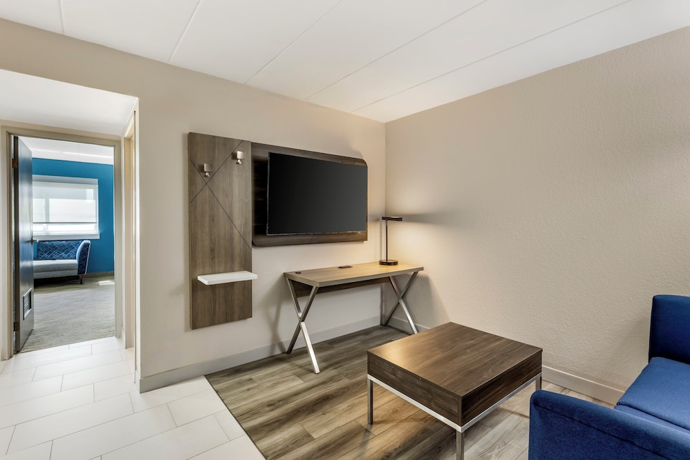 holiday inn express chicago downers grove by ihg