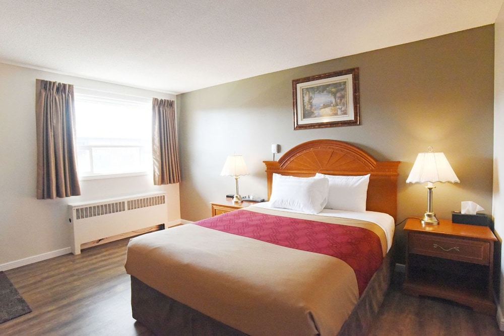 Econo Lodge Inn & Suites,Calgary>>Alberta,2 star