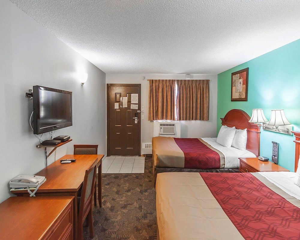 econo lodge inn and suites