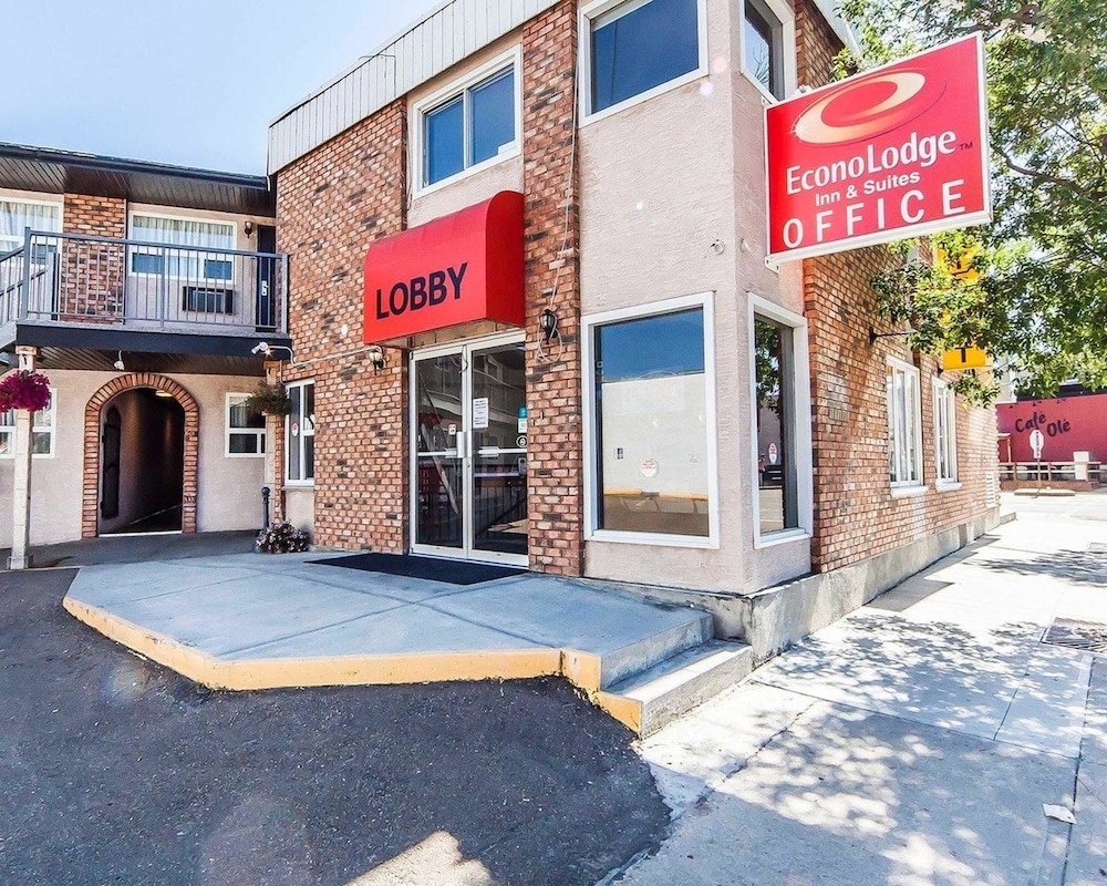 Econo Lodge Inn & Suites,Calgary>>Alberta,2 star