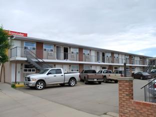 econo lodge inn and suites