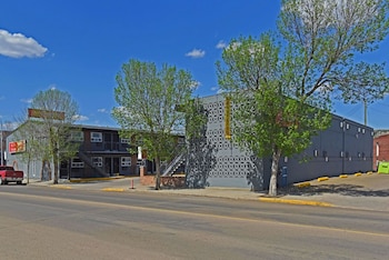 econo lodge inn and suites