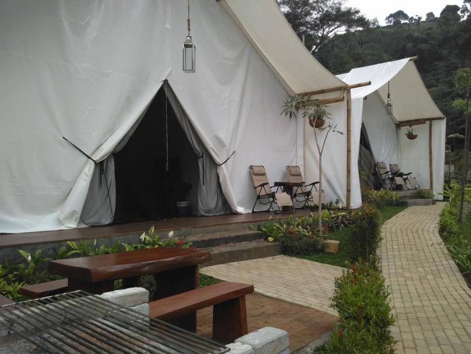 maribaya glamping tent