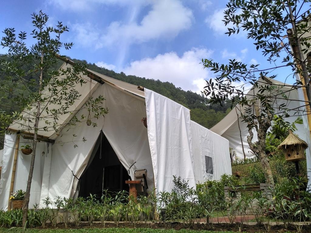 maribaya glamping tent