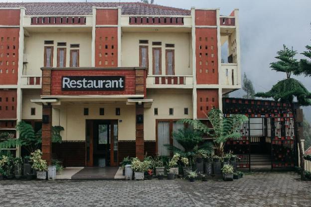 sm bromo hotel