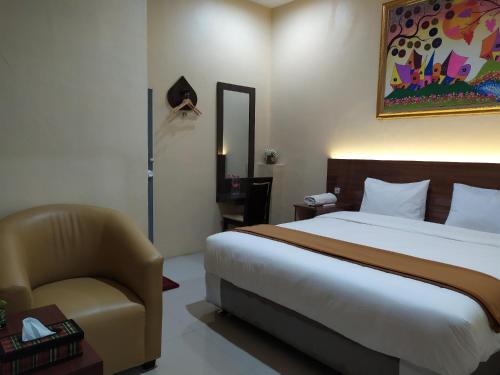 Hotel Grand Royal Pemalang,Petarukan>>Pemalang,3 star