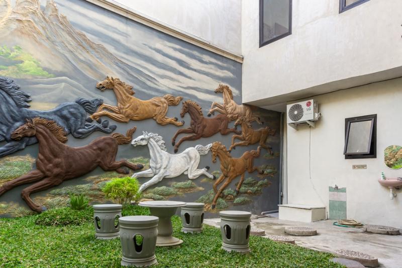 reddoorz soekarno hatta indah