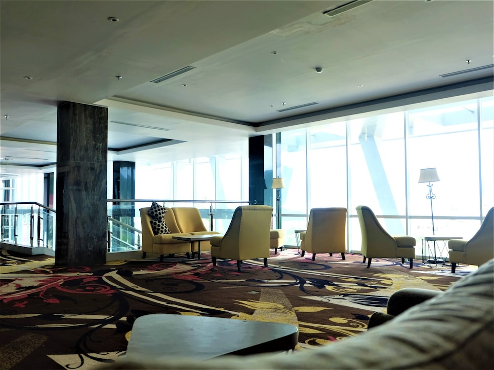 aston gorontalo hotel and villas