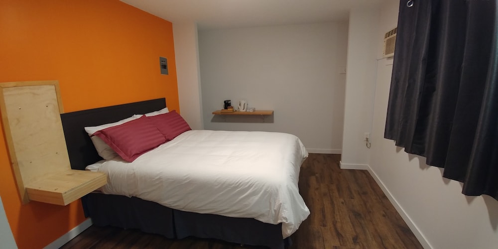 motel happy salmon