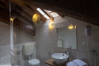 santa cecilia perugia rooms and suite