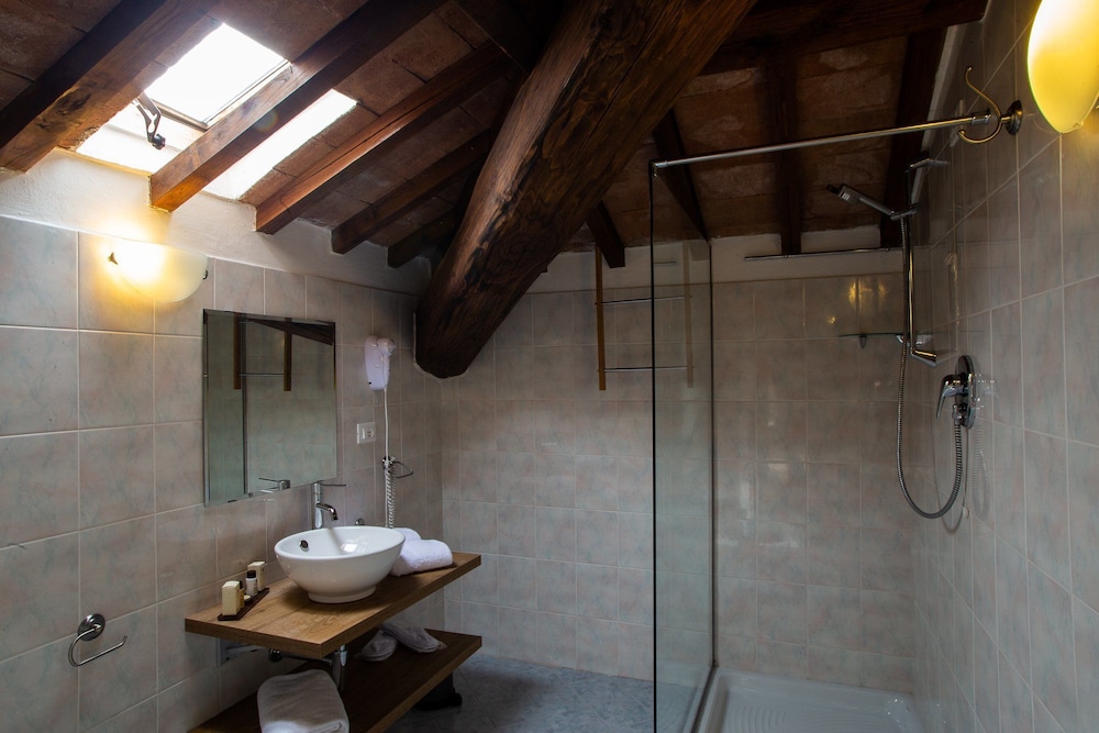 santa cecilia perugia rooms and suite