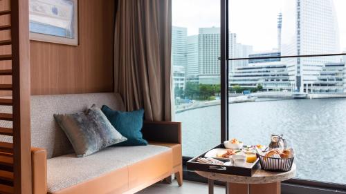 intercontinental yokohama pier 8 an ihg hotel