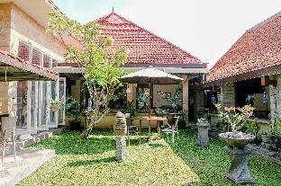 ndalem katong guest house ponorogo