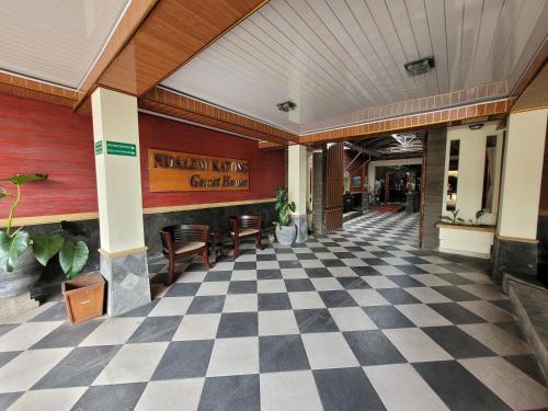 ndalem katong guest house ponorogo