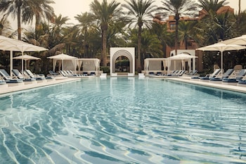 oneandonly royal mirage