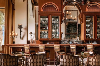 oneandonly royal mirage